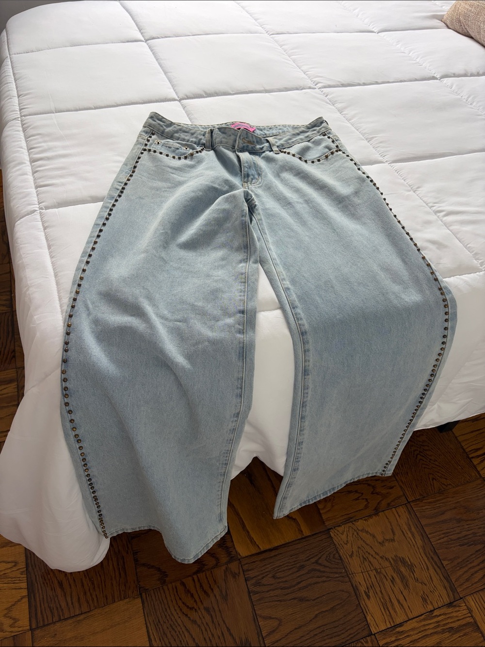 Edikted Light Blue Stud-Trim Wide Leg Jeans